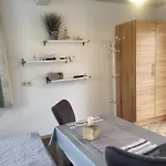 Kleines Feines Kuehlungsborn, Mit Terrasse, Parkplatz & Wlan, 300m Vom Entfernt Διαμέρισμα